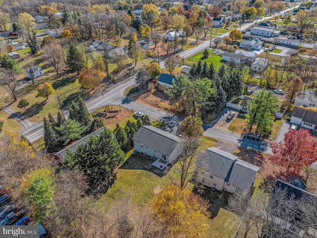102 Artisan Way