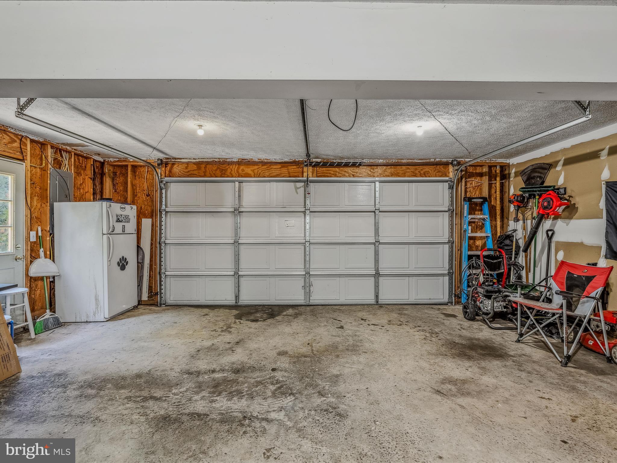102 Artisan Way