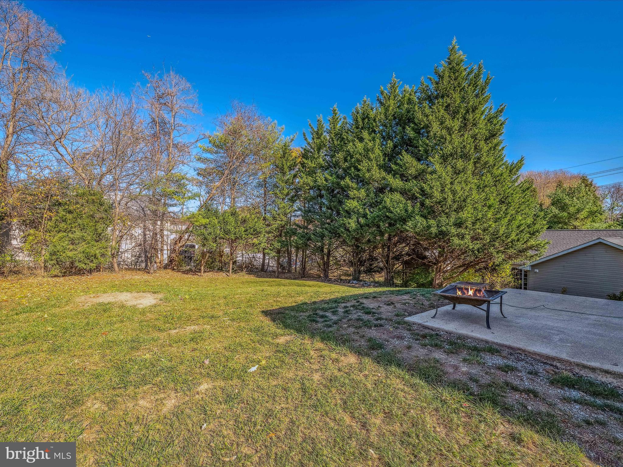 102 Artisan Way