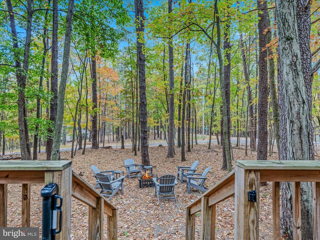 119 ALGONQUIN TRAIL
