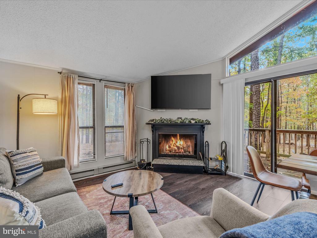 119 ALGONQUIN TRAIL