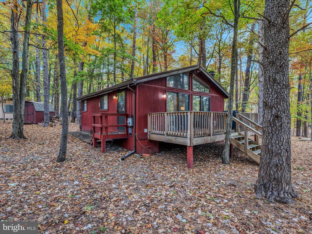 119 ALGONQUIN TRAIL
