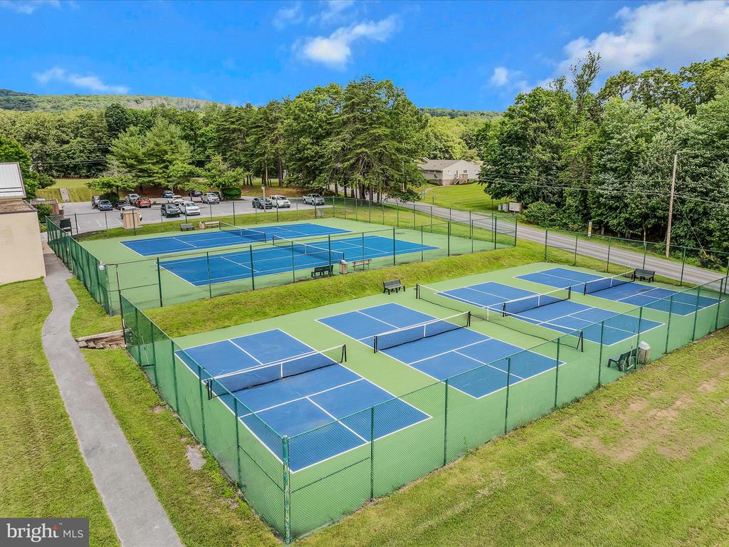 119 ALGONQUIN TRAIL