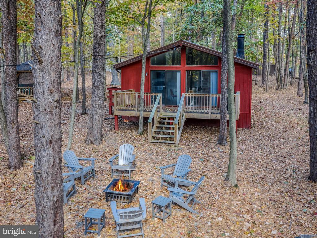 119 ALGONQUIN TRAIL