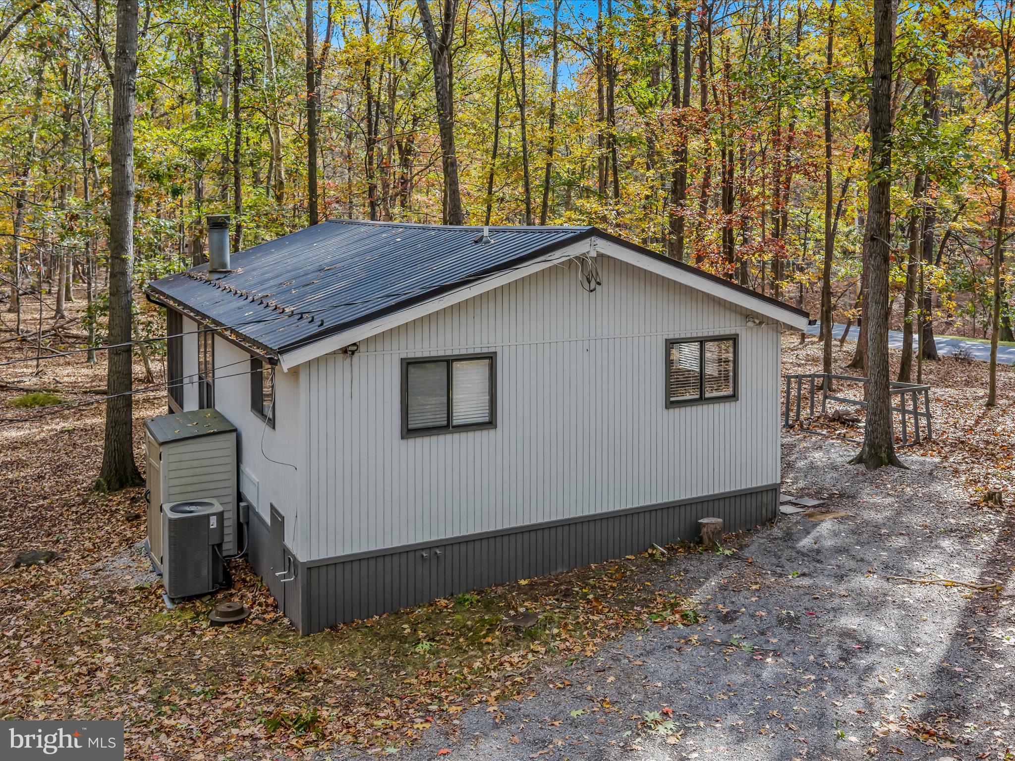 68 BOB WHITE LANE