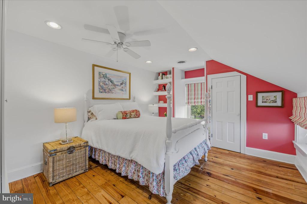 3877 DRY RUN ROAD