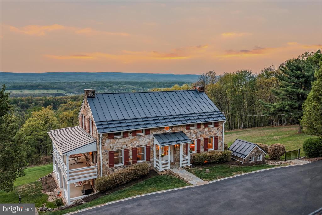 3877 DRY RUN ROAD