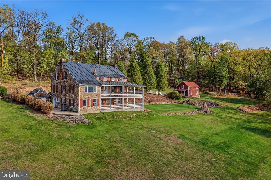 3877 DRY RUN ROAD