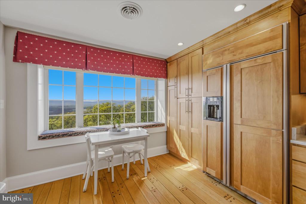 3877 DRY RUN ROAD