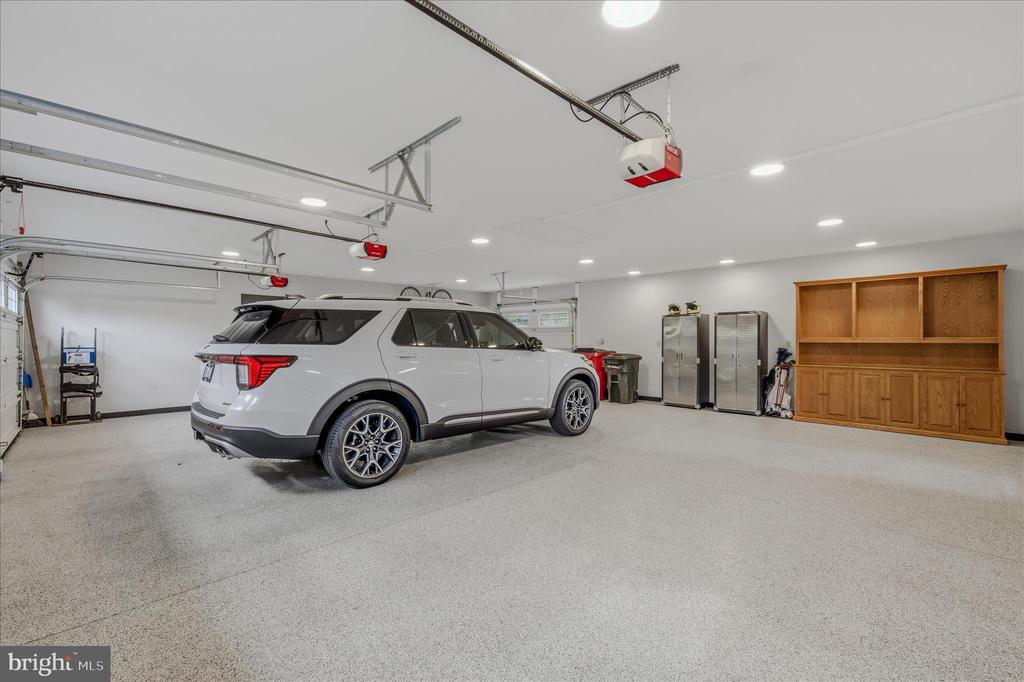 3877 DRY RUN ROAD