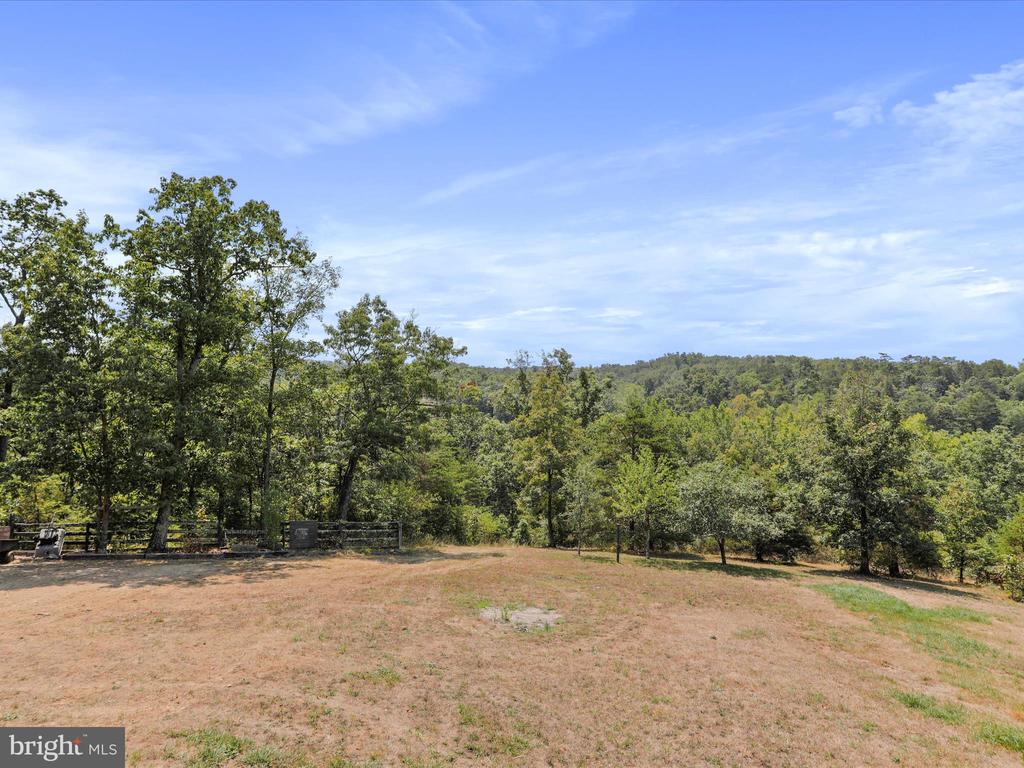 495 Shady Pine Dr