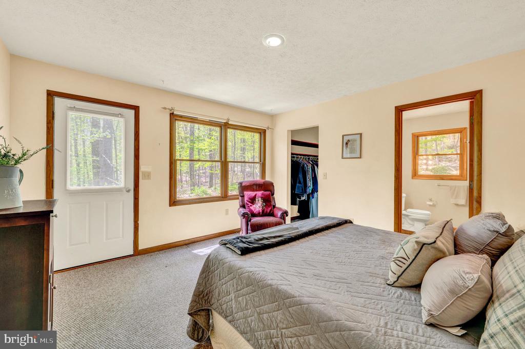 121 PENDRAGON COURT