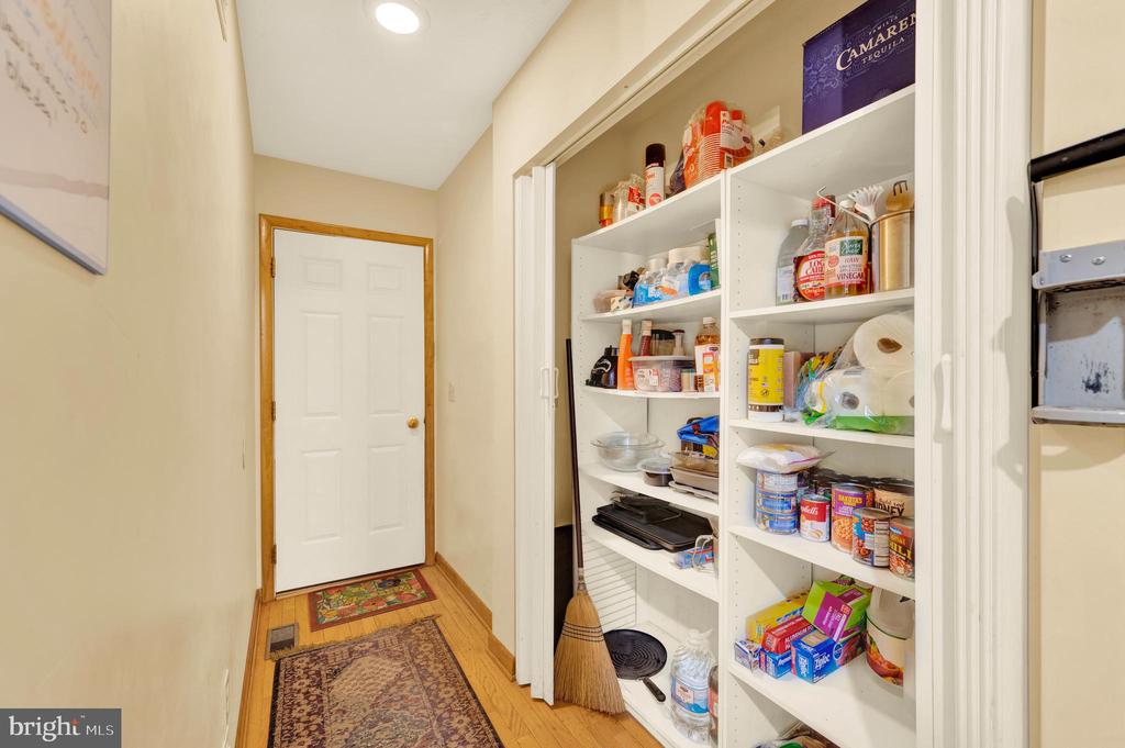 121 PENDRAGON COURT