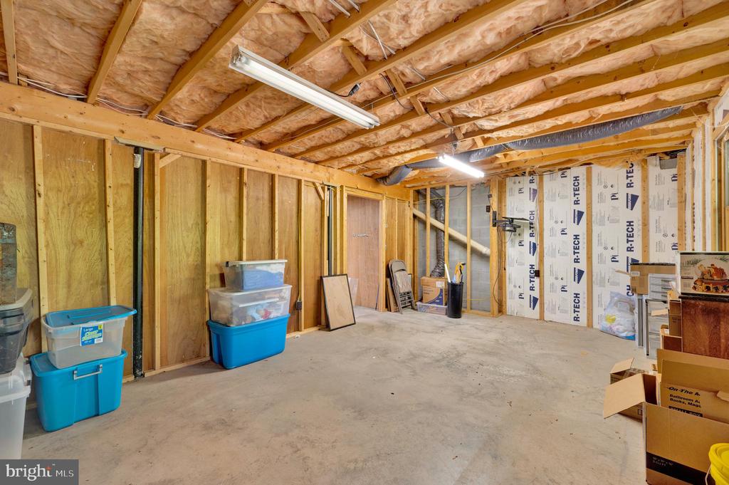121 PENDRAGON COURT