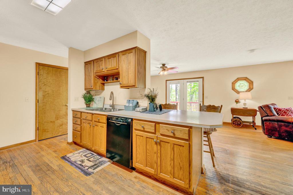 121 PENDRAGON COURT