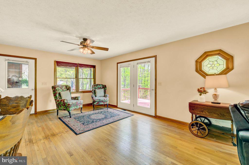 121 PENDRAGON COURT