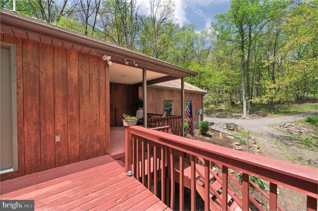 121 PENDRAGON COURT