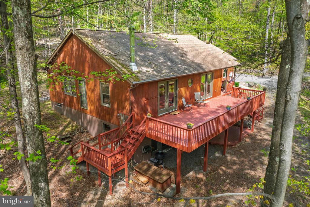 121 PENDRAGON COURT