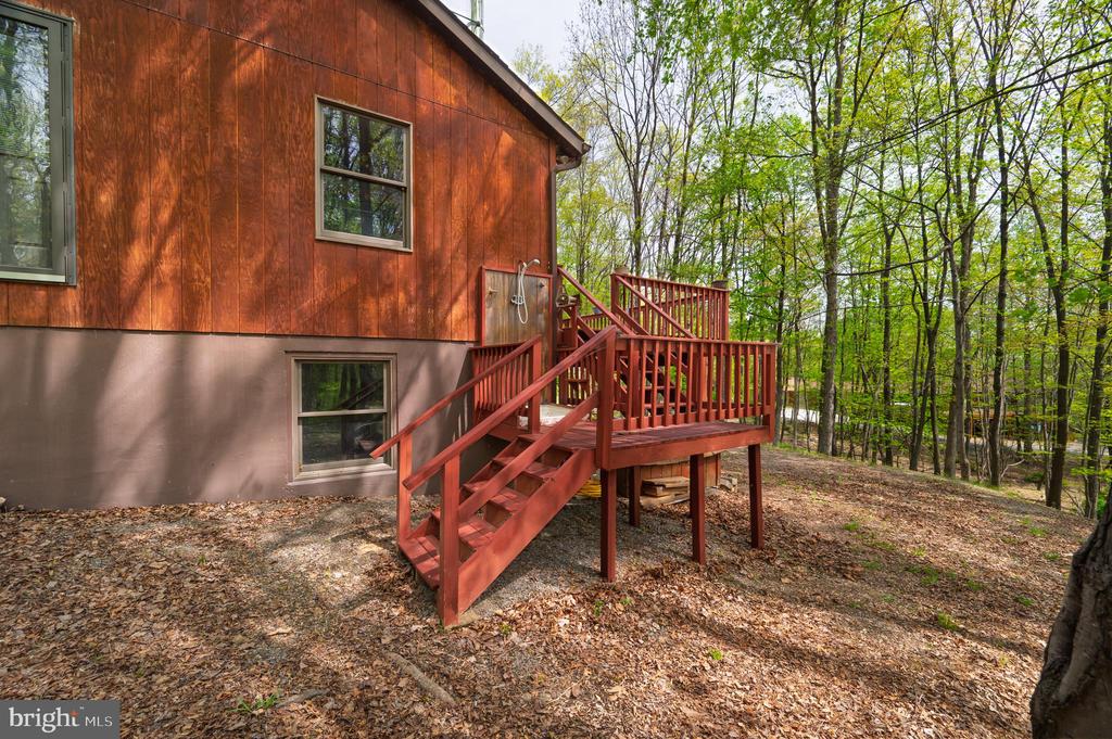 121 PENDRAGON COURT