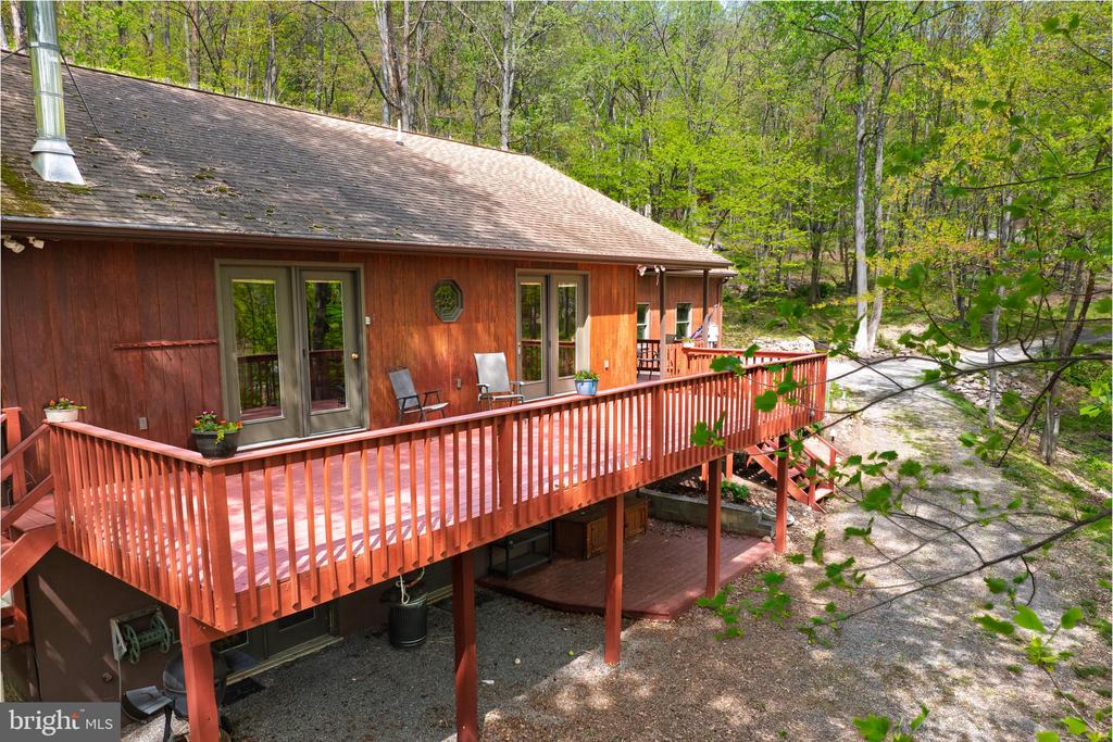121 PENDRAGON COURT