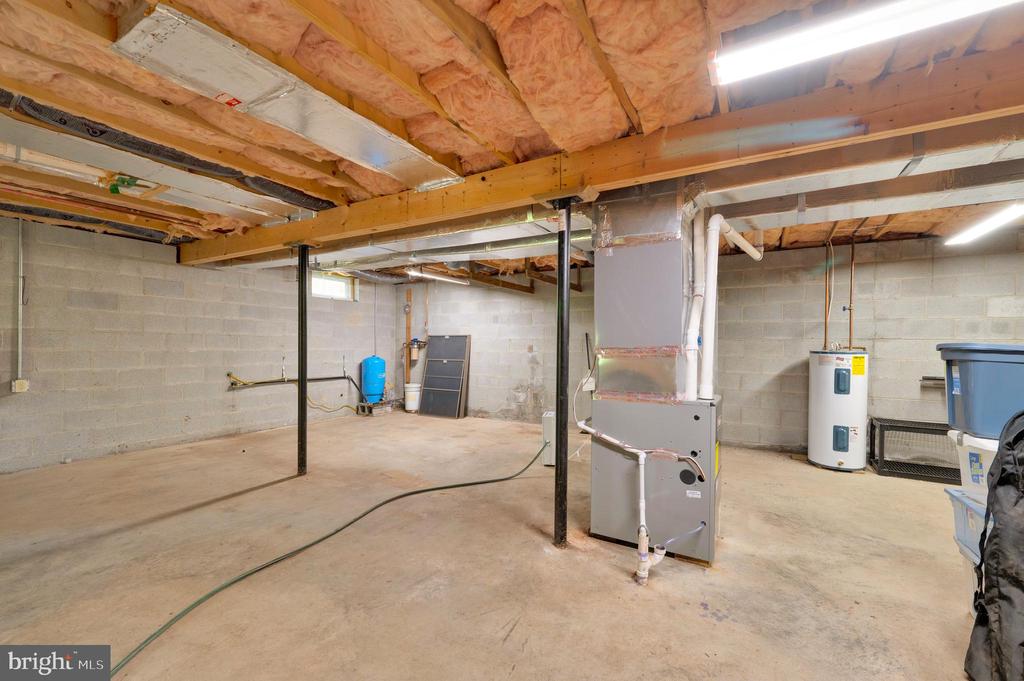 121 PENDRAGON COURT