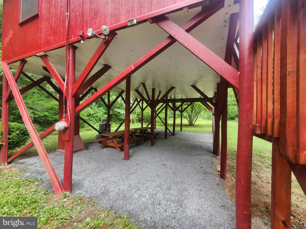 1615 Kilgore Rd