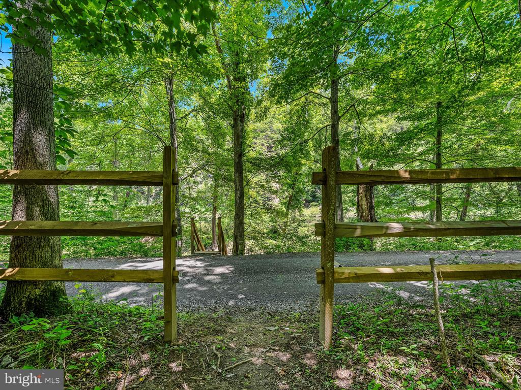 1615 Kilgore Rd