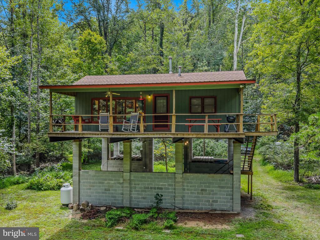 1555 Kilgore Rd