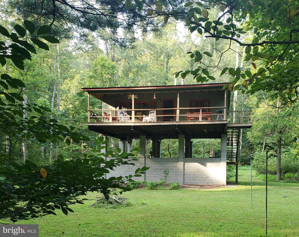 1555 Kilgore Rd