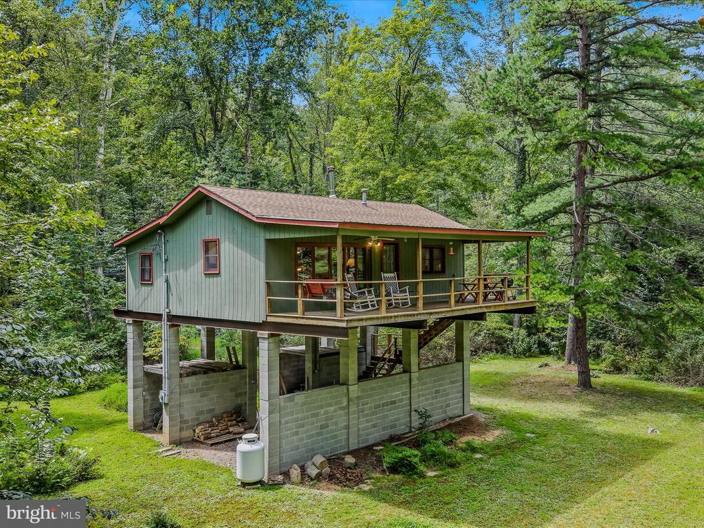 1555 Kilgore Rd