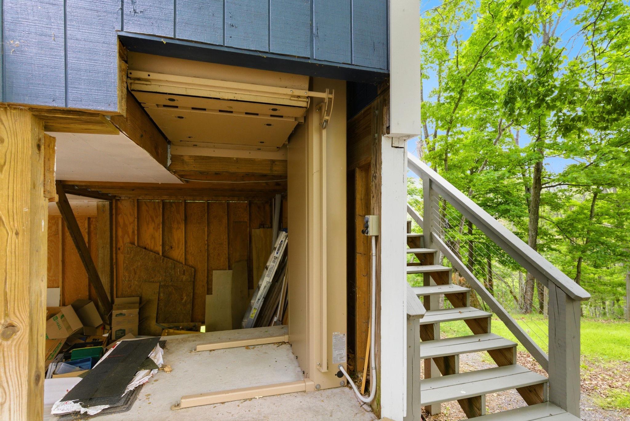 500 LARGENT HEIGHTS LANE