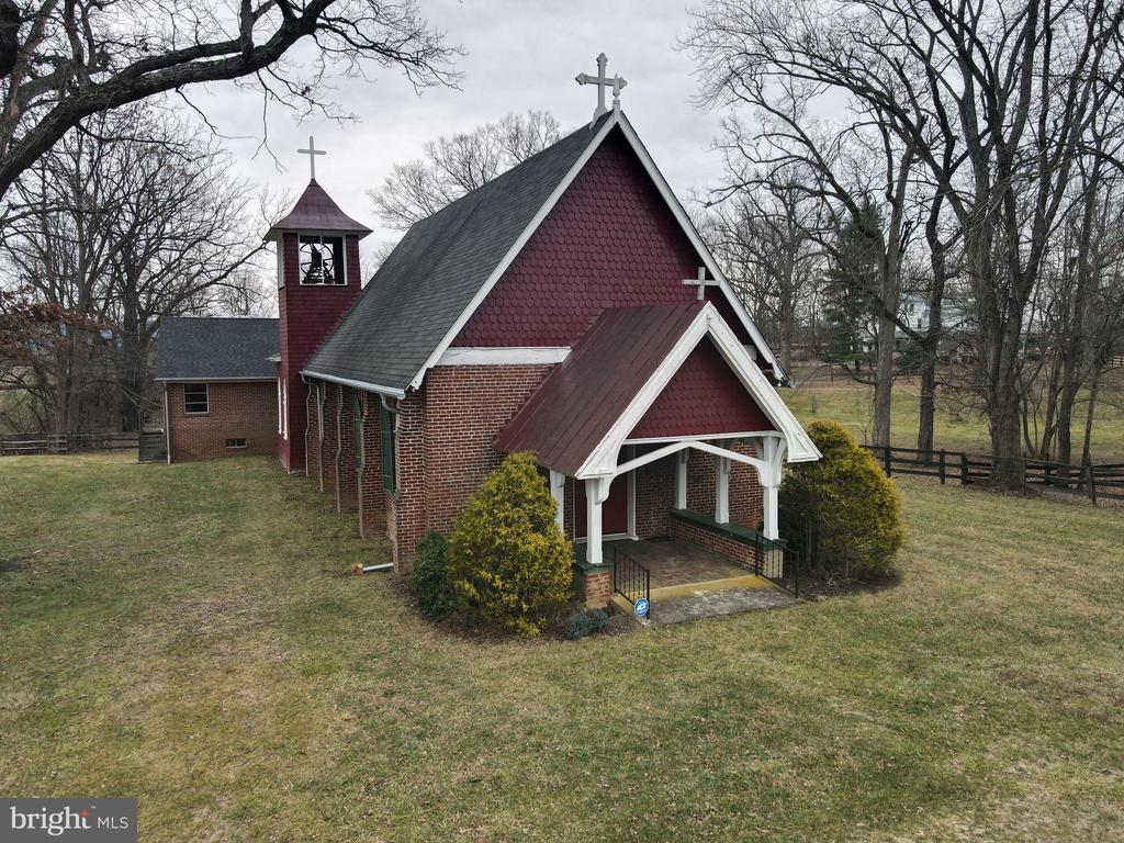 2518 Berryville Pike
