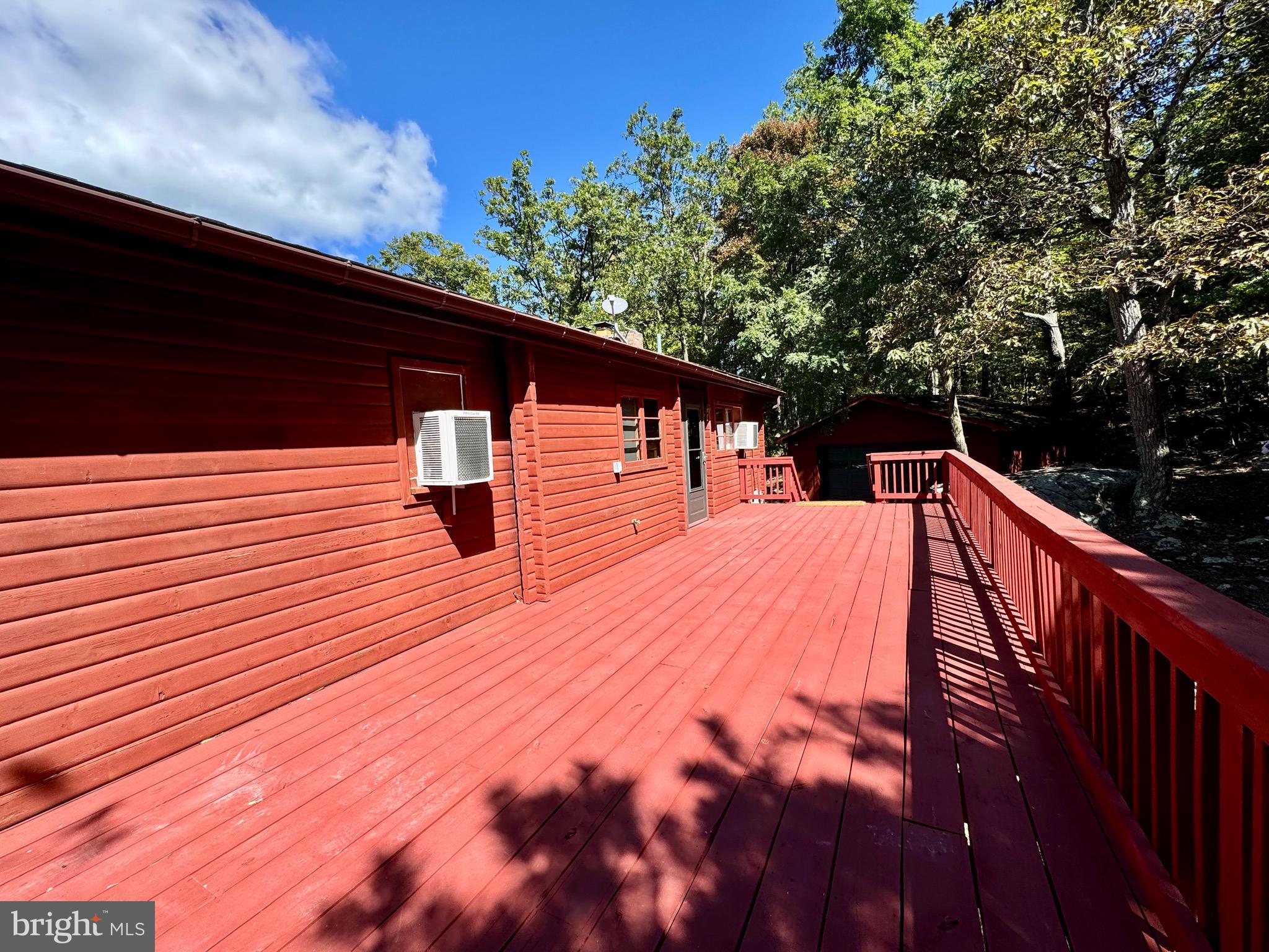 1030 Shannondale Rd