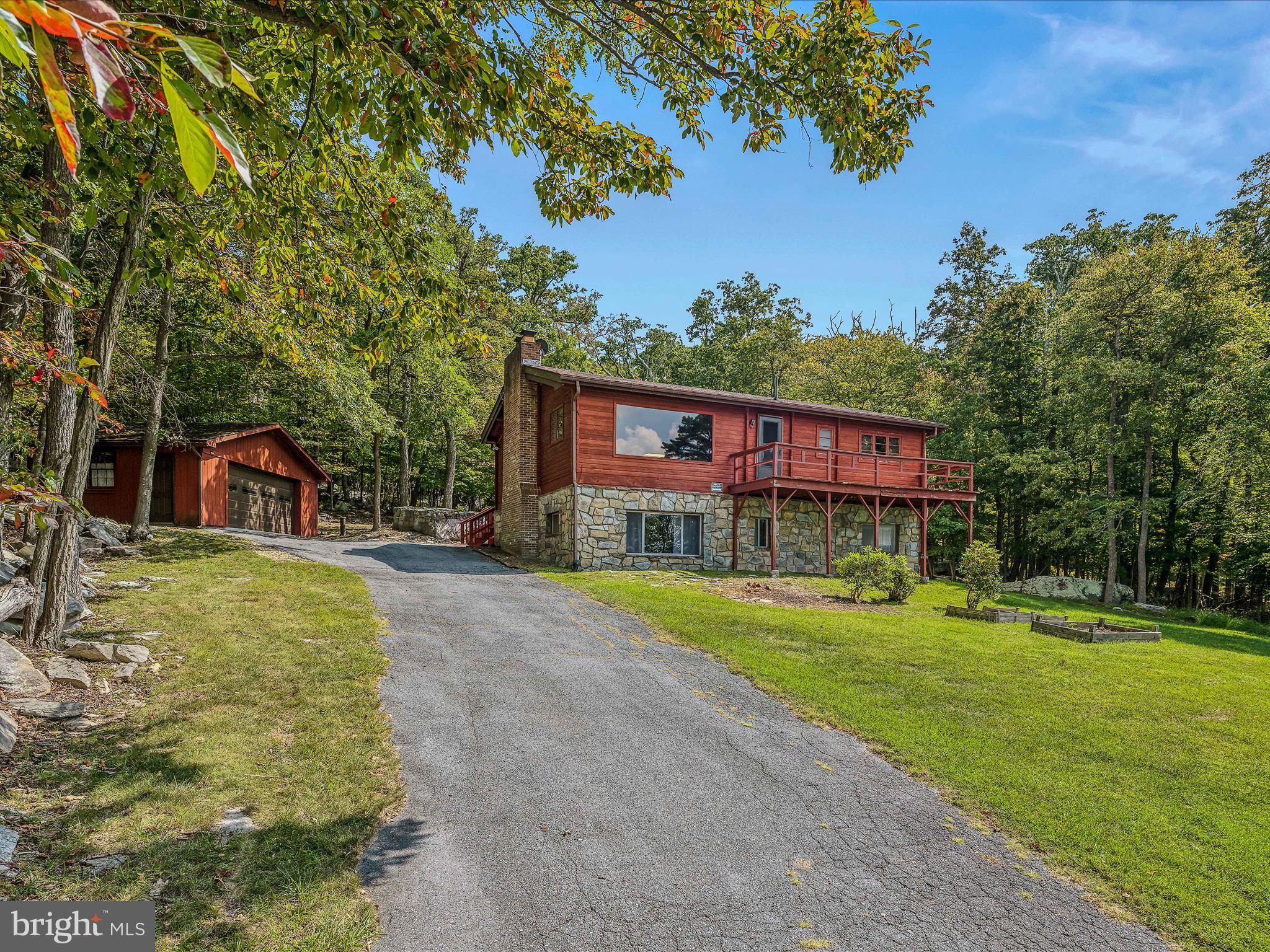 1030 Shannondale Rd