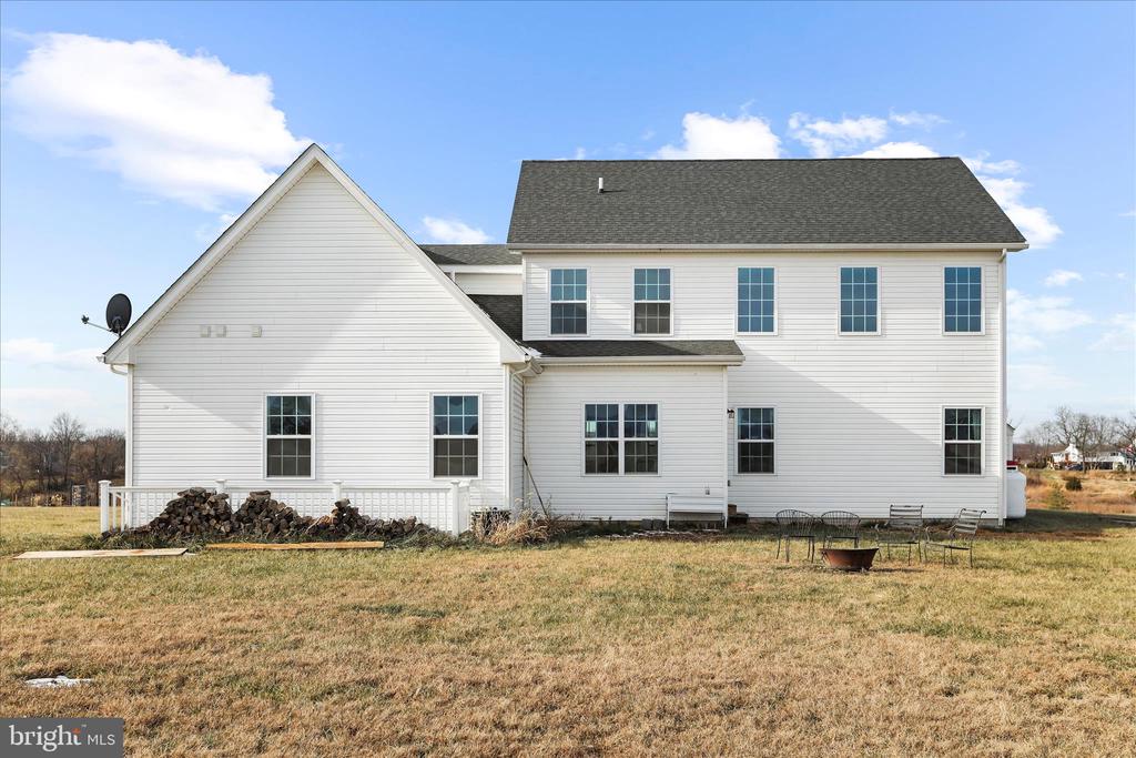 219 SUMMERFIELD WAY
