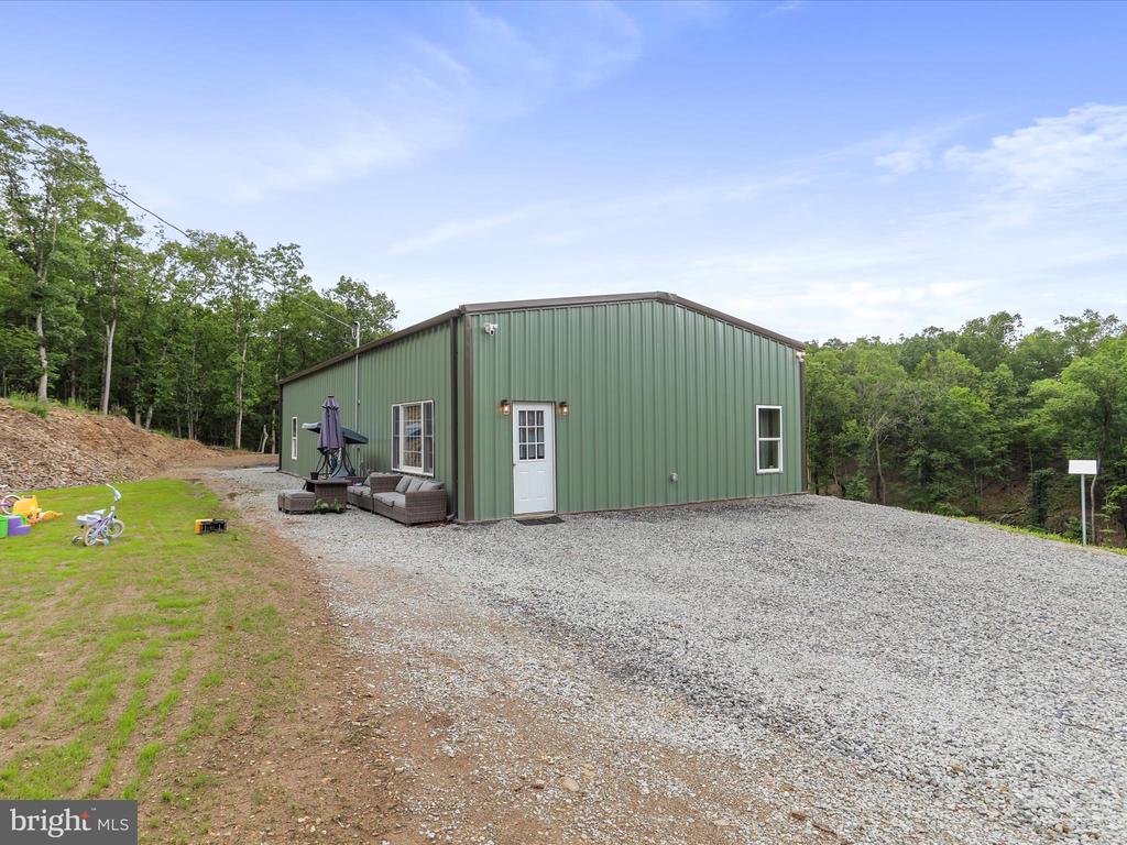 280 CHAMPWOOD RIDGE CT
