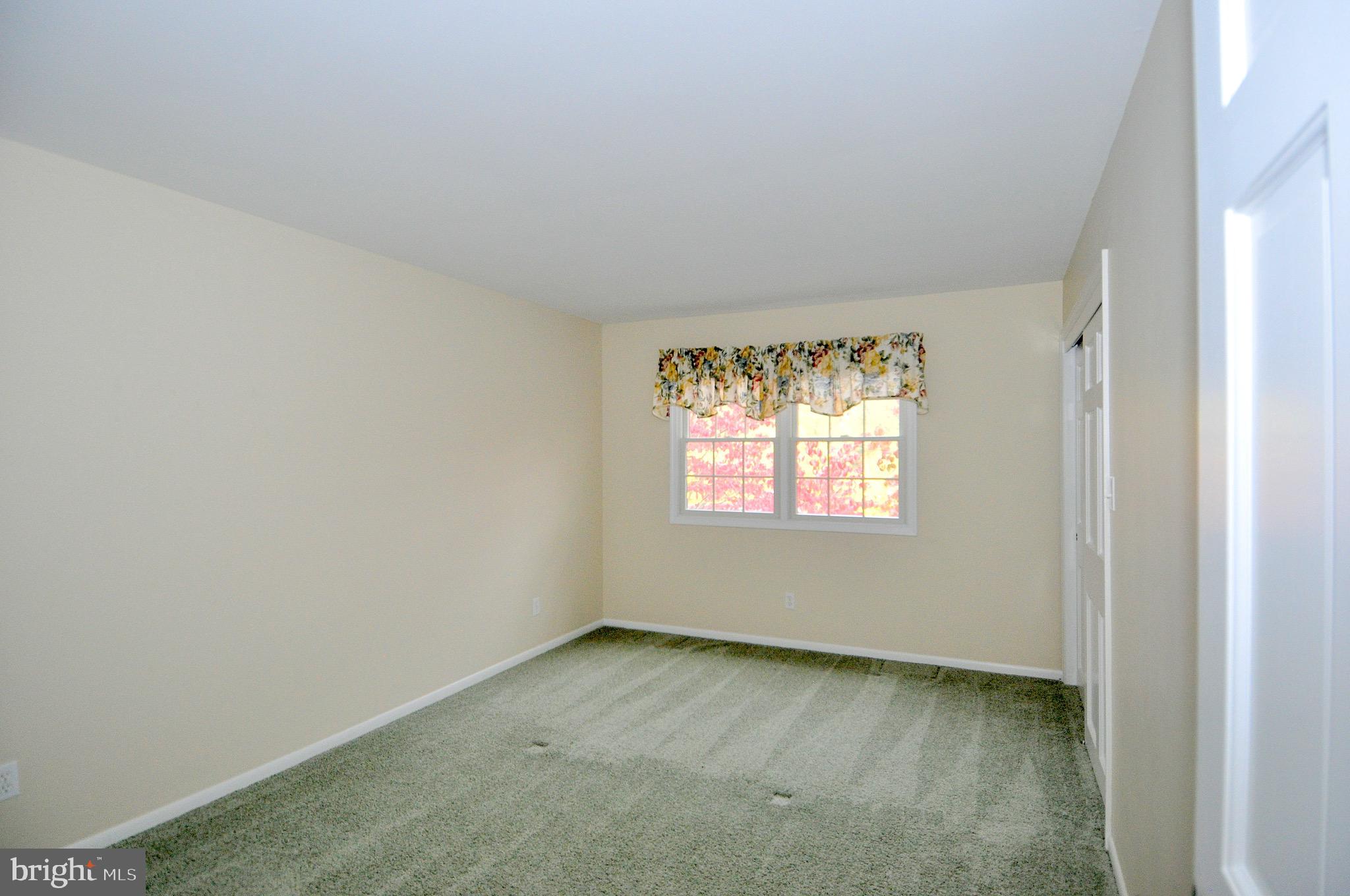 112 Garden Dr