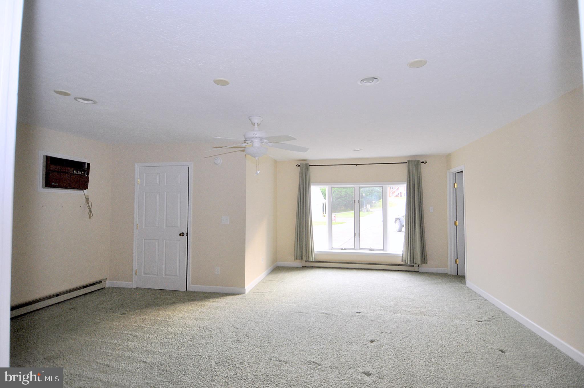 112 Garden Dr