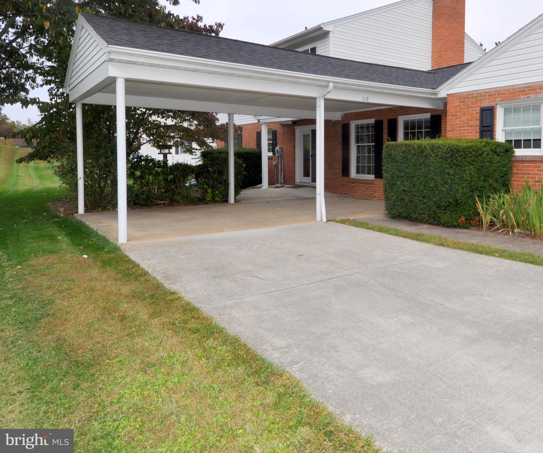 112 Garden Dr