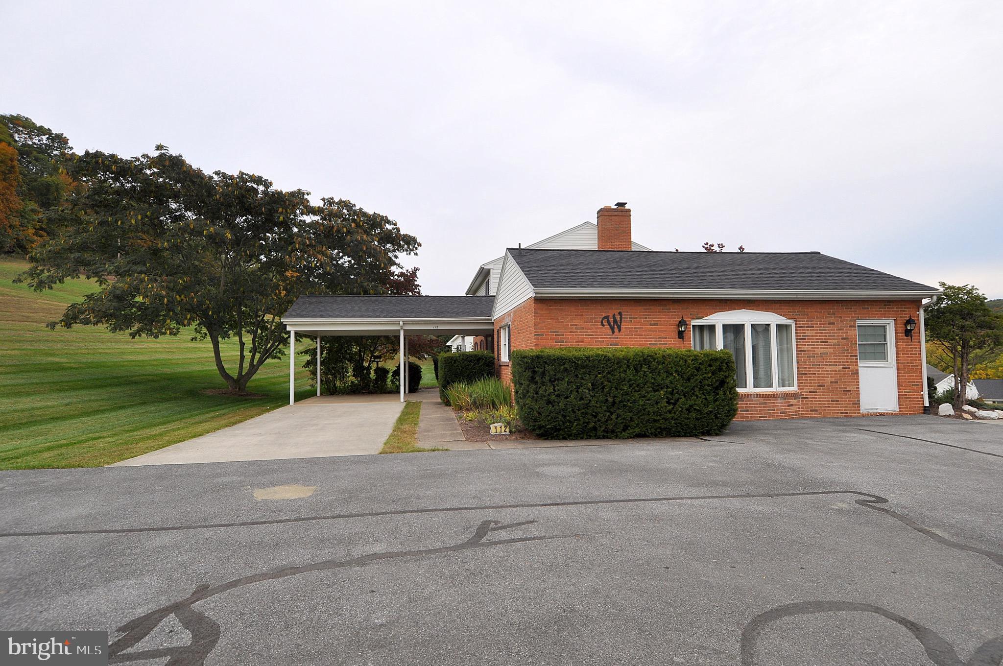 112 Garden Dr