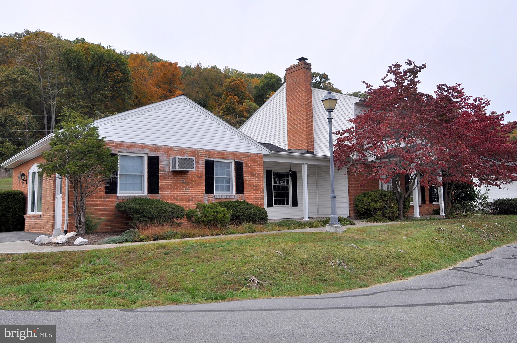 112 Garden Dr