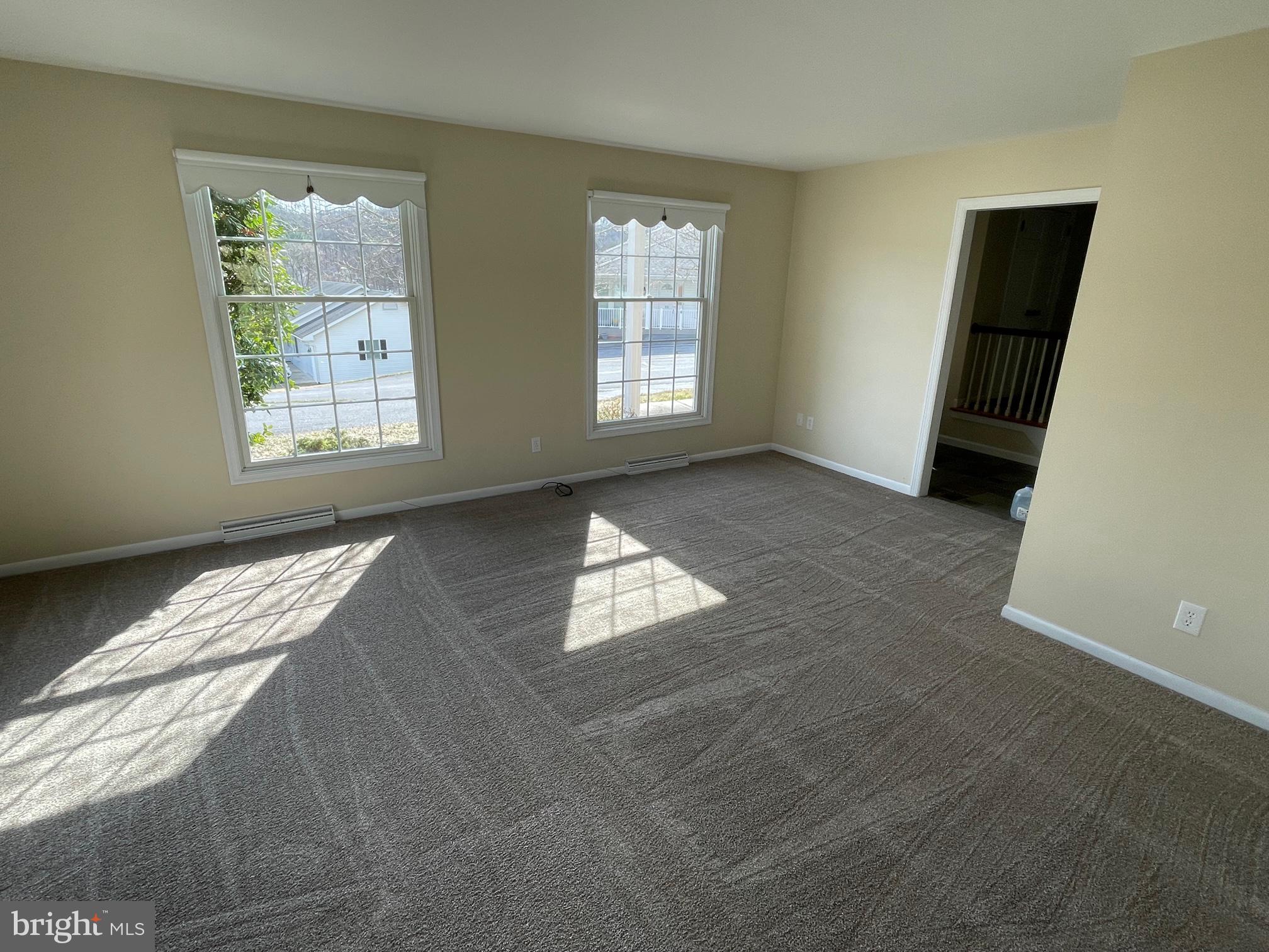 112 Garden Dr