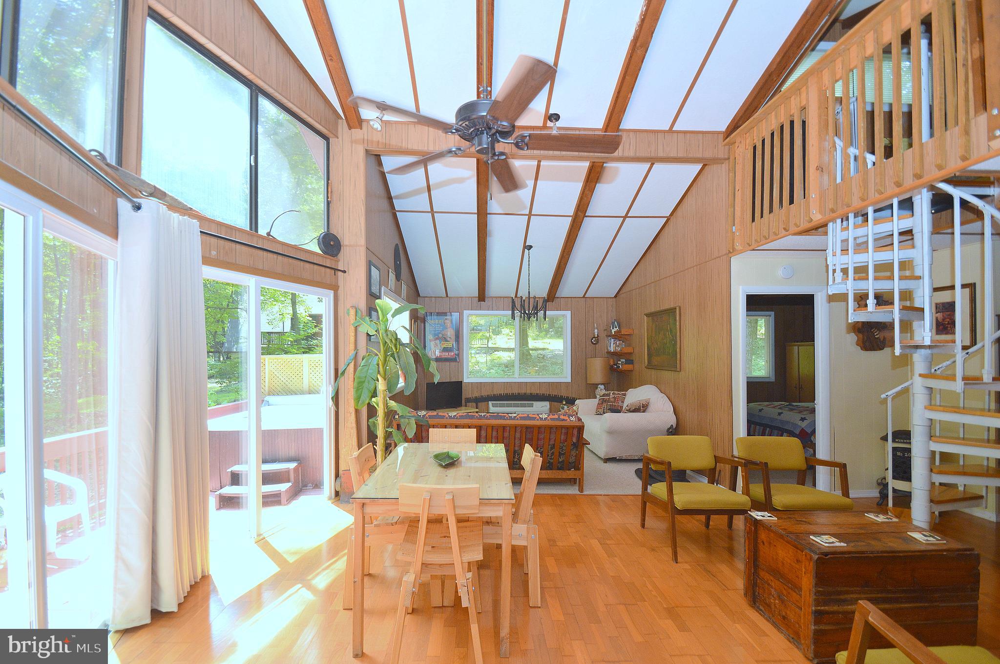 1220 Mountainside Rd