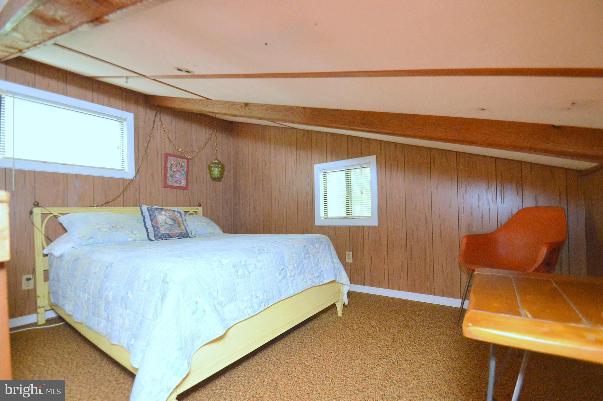 1220 Mountainside Rd