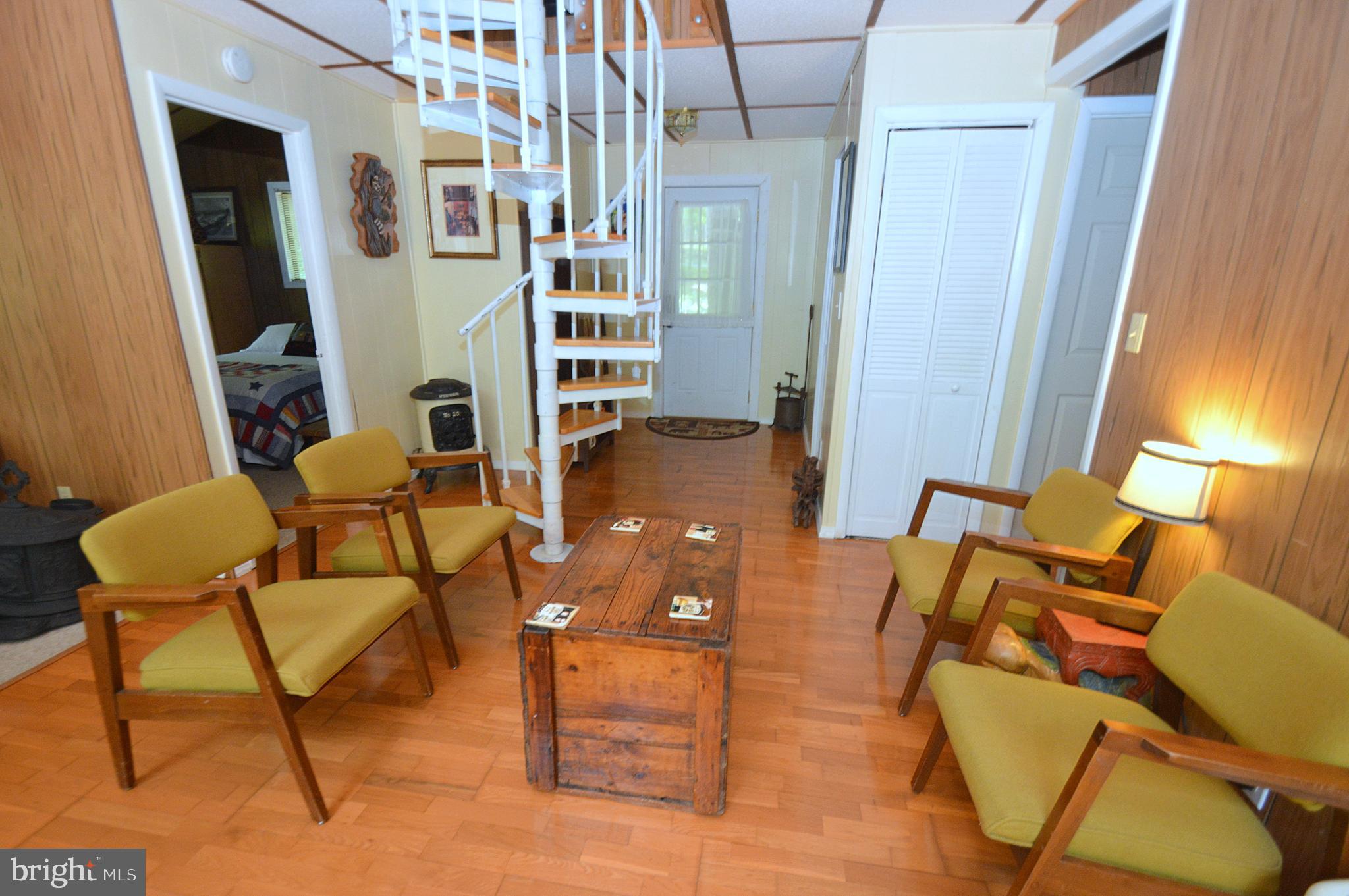 1220 Mountainside Rd