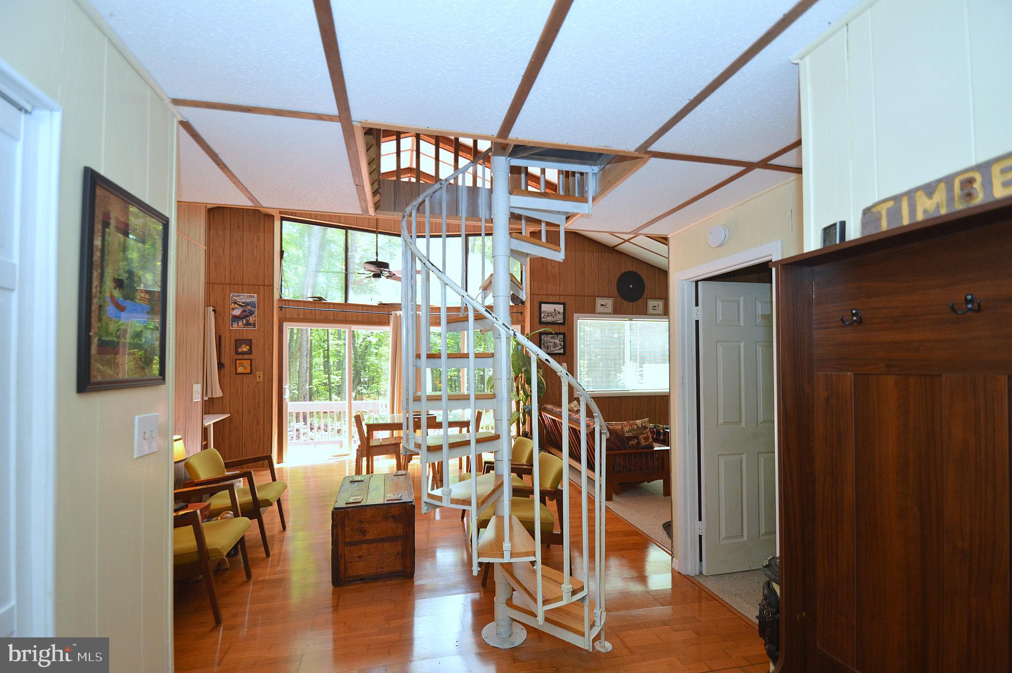 1220 Mountainside Rd