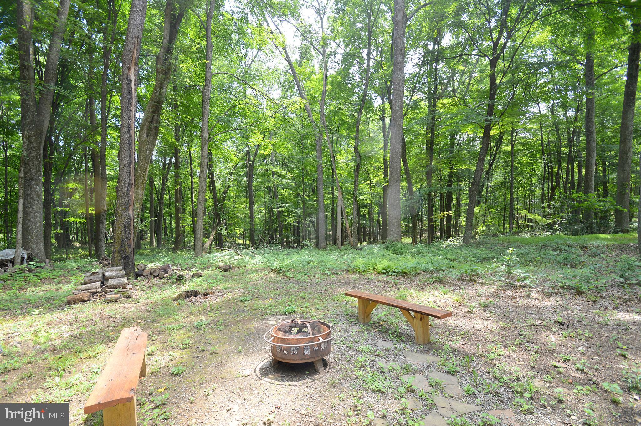 1220 Mountainside Rd