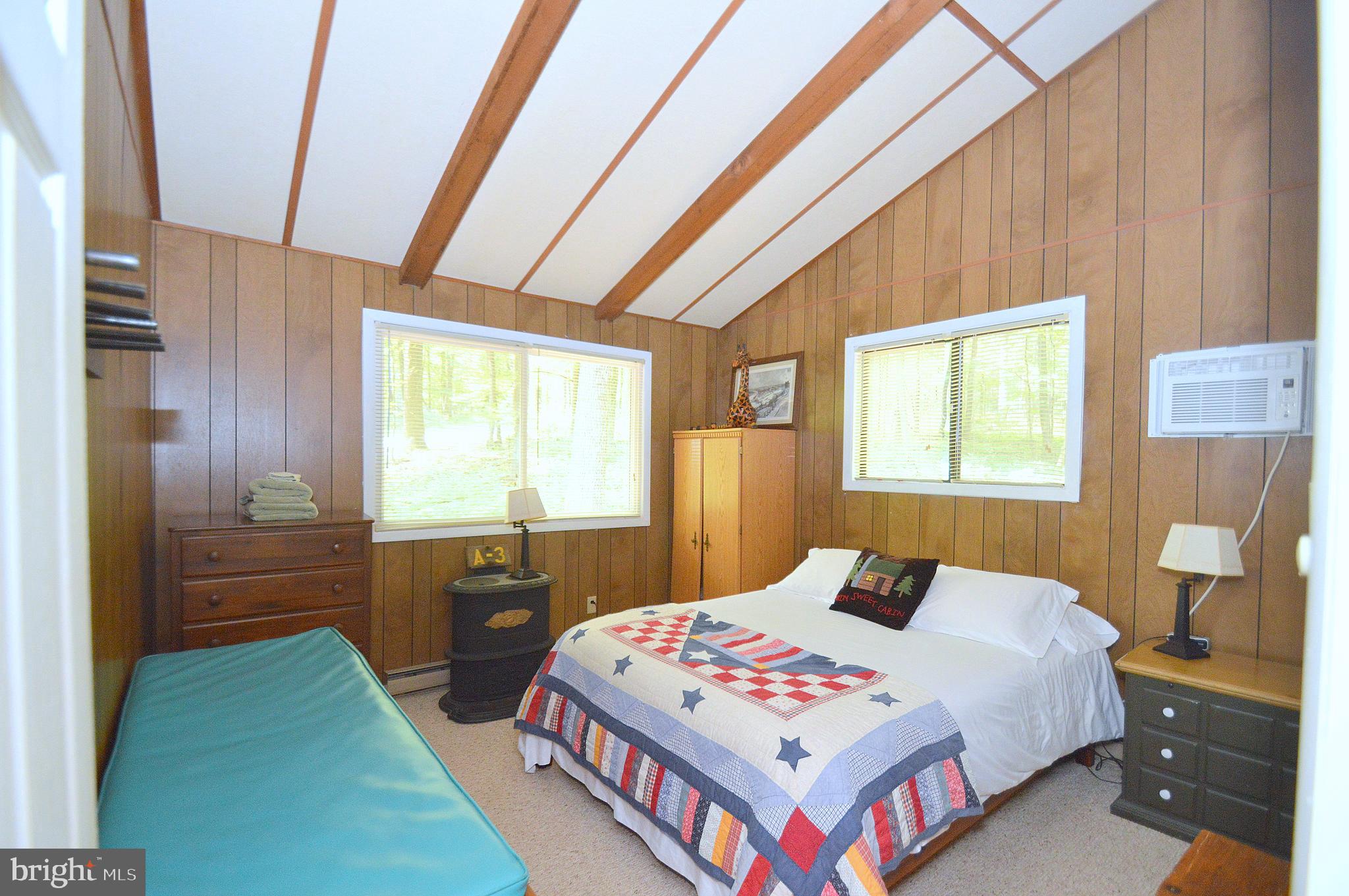 1220 Mountainside Rd