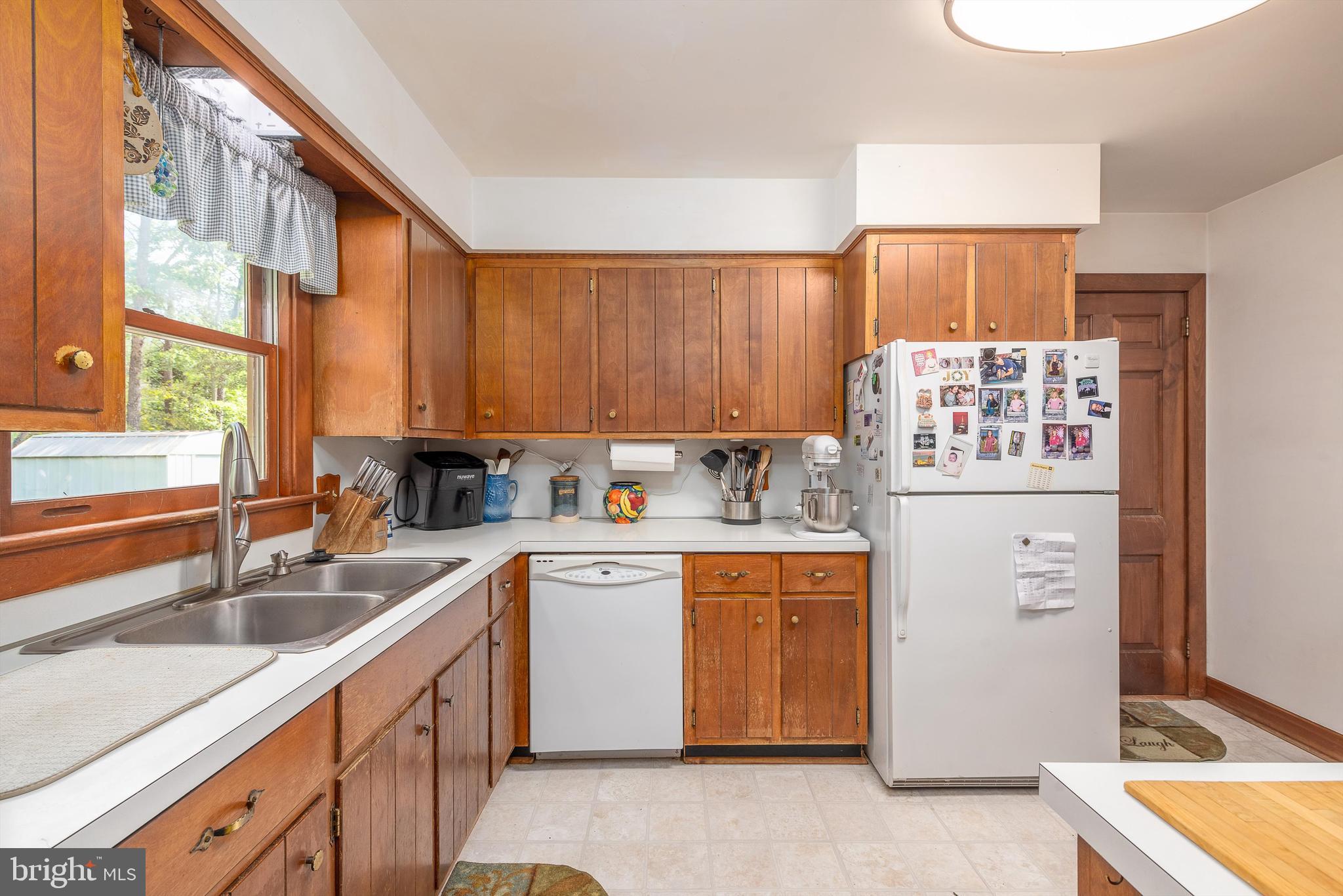 121 Elderberry Dr