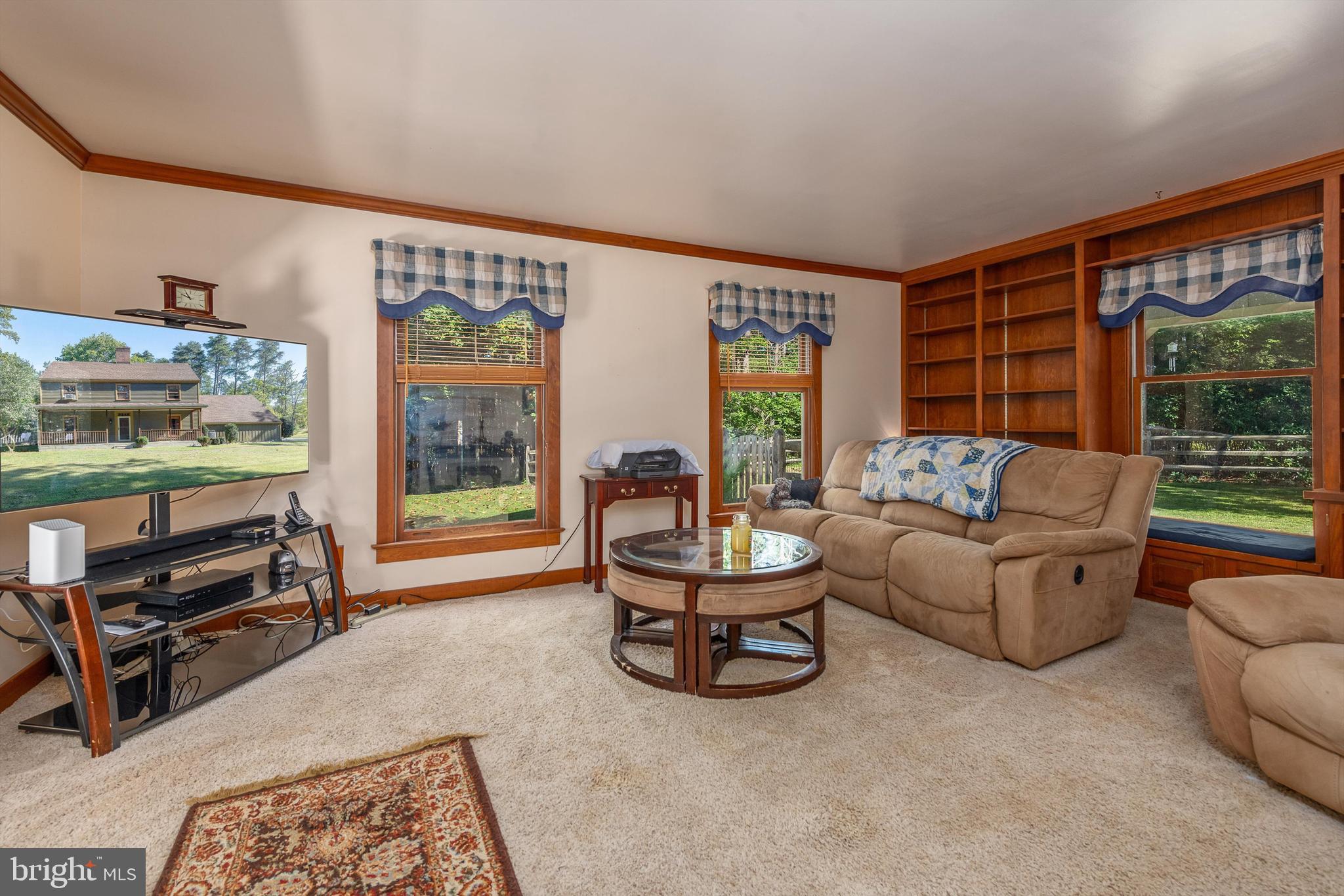 121 Elderberry Dr